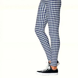 ⚓️Navy & White Houndstooth Print Pants by Zara💙